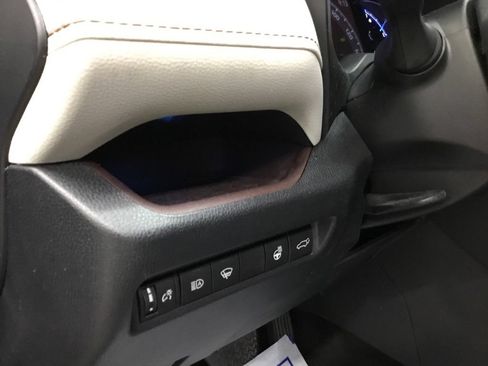 Used 2022 Toyota RAV4 Limited w/ Limited Grade Weather Package AWD/4WD image 8