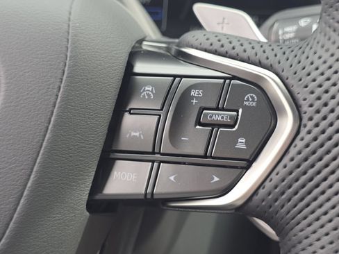 New 2026 Lexus TX 500h AWD image 30