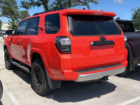 Certified 2024 Toyota 4Runner TRD Off-Road Premium AWD/4WD image 7