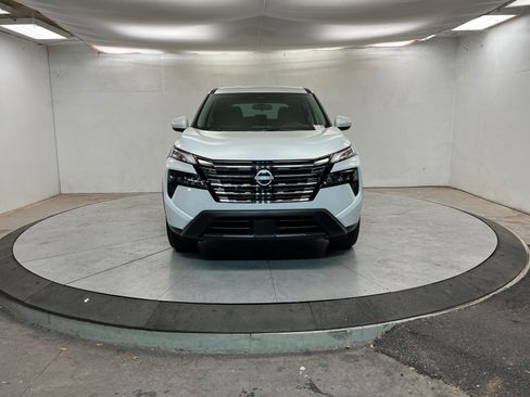 New 2026 Nissan Rogue SV image 8