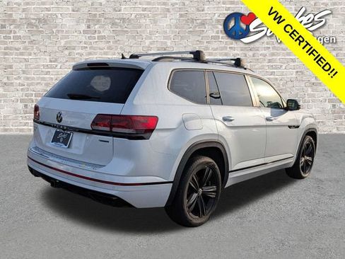Certified 2023 Volkswagen Atlas SEL R-Line AWD/4WD image 4