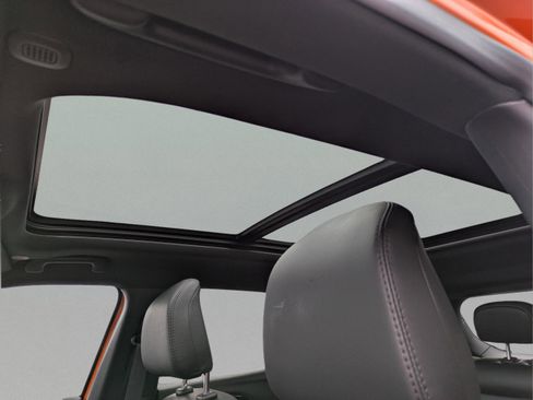 New 2026 Jeep Compass Latitude w/ Sun and Sound Group image 26