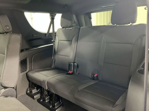 New 2026 Chevrolet Suburban LS AWD/4WD image 24