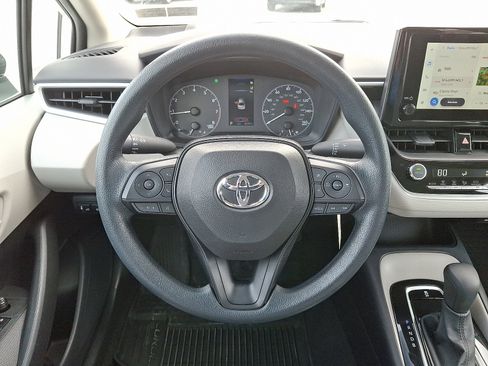 Certified 2025 Toyota Corolla LE image 20