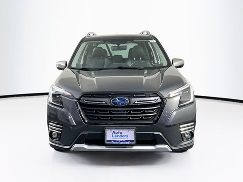 Used 2023 Subaru Forester Touring AWD/4WD image 2