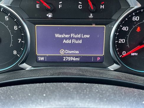 Used 2023 Chevrolet Equinox RS FWD image 38