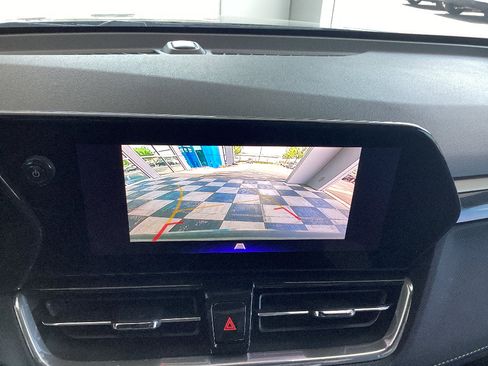 Used 2025 Chevrolet TrailBlazer ACTIV w/ Convenience Package FWD image 16