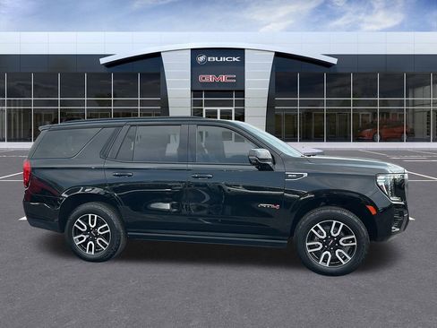 Used 2021 GMC Yukon AT4 w/ AT4 Premium Plus Package image 6