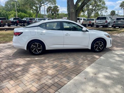 Used 2025 Nissan Sentra SV FWD image 6