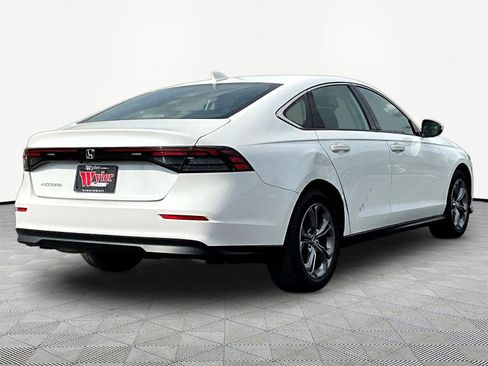 Used 2024 Honda Accord EX image 6