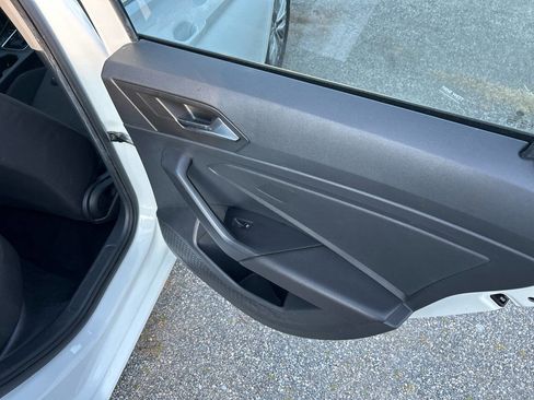 Used 2019 Volkswagen Jetta S w/ Driver Assistance Package image 12