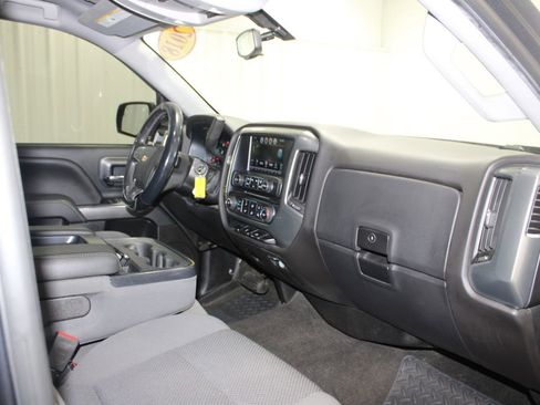 Used 2018 Chevrolet Silverado 1500 LT image 25