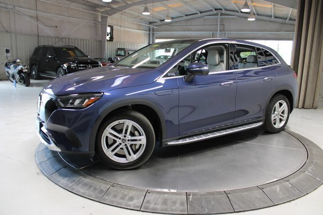 Used 2023 Mercedes-Benz EQE 350+ SUV w/ Exclusive Trim Package image 4