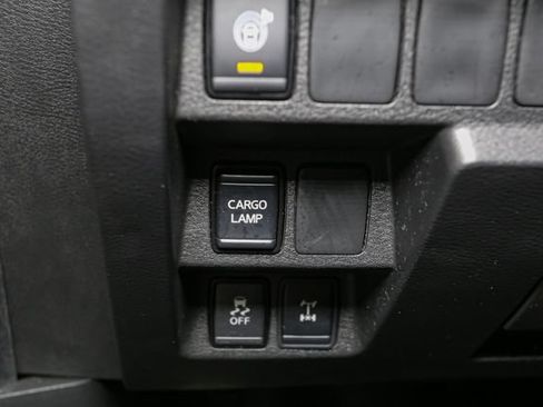 Used 2026 Nissan Frontier PRO-4X AWD/4WD image 31