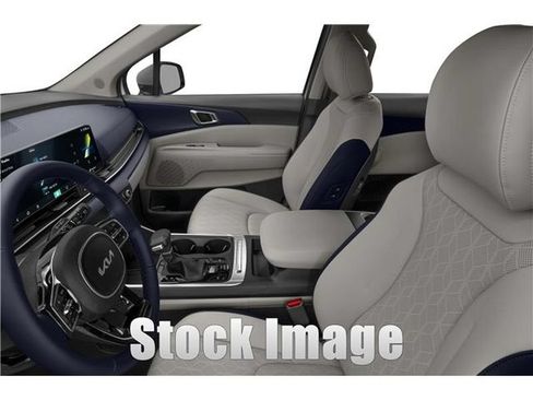 New 2026 Kia Carnival EX FWD image 33