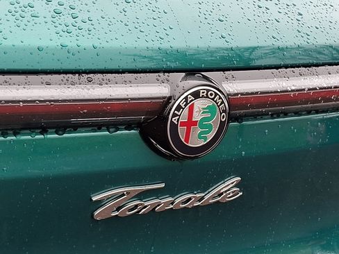 New 2025 Alfa Romeo Tonale image 21