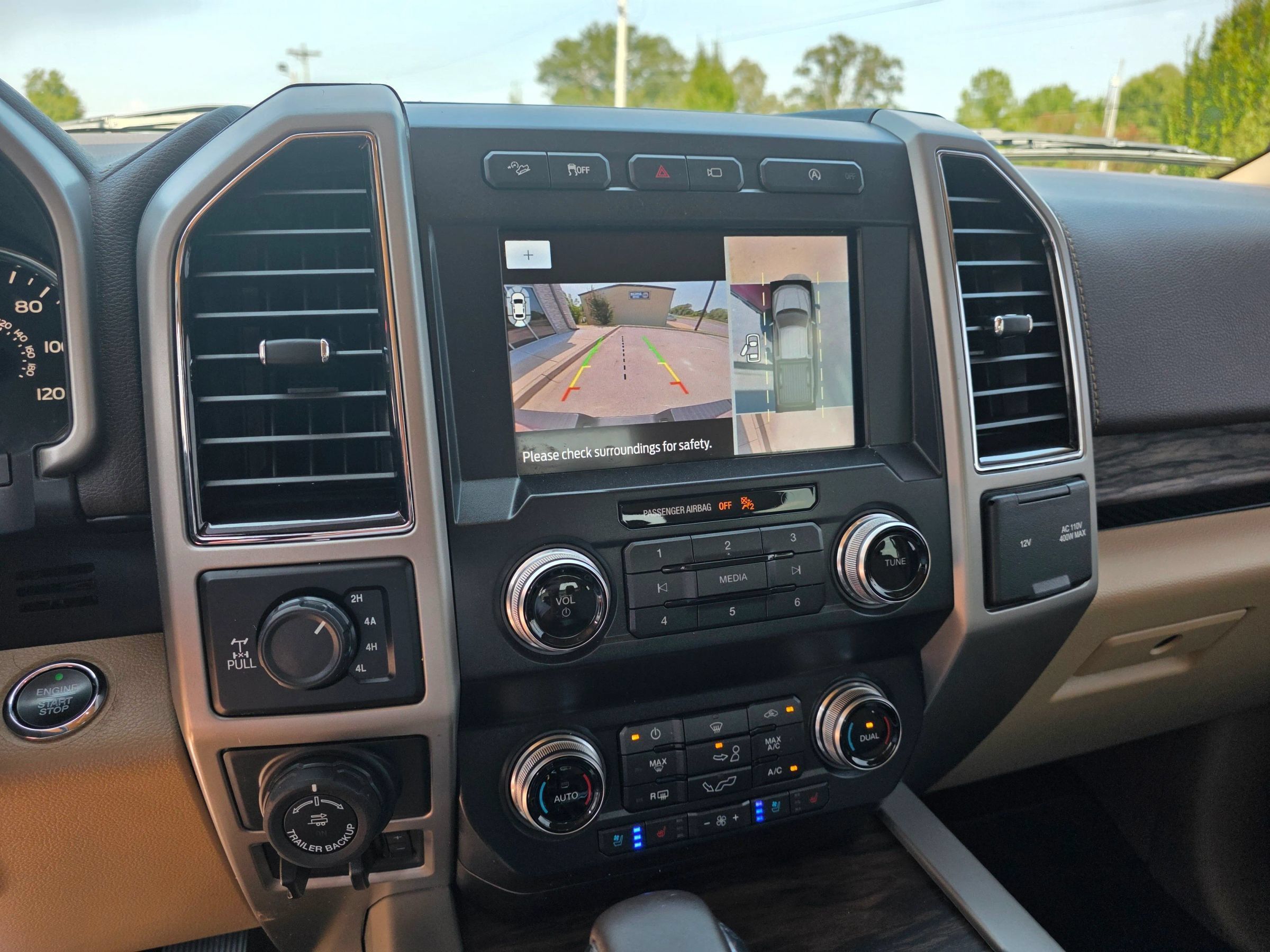 Used 2019 Ford F150 Lariat w/ Equipment Group 502A Luxury AWD/4WD image 17