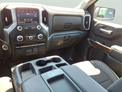 Used 2020 GMC Sierra 1500 Elevation w/ Elevation Convenience Package AWD/4WD image 16