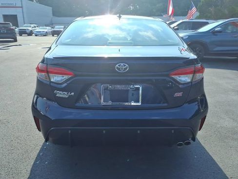 Used 2024 Toyota Corolla SE FWD image 2