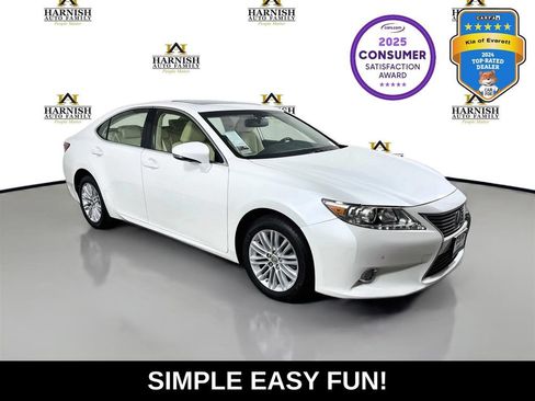 Used 2013 Lexus ES 350 w/ Premium Pkg FWD image 1