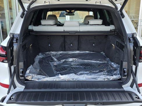 New 2026 BMW X5 sDrive40i w/ M Sport Package image 23