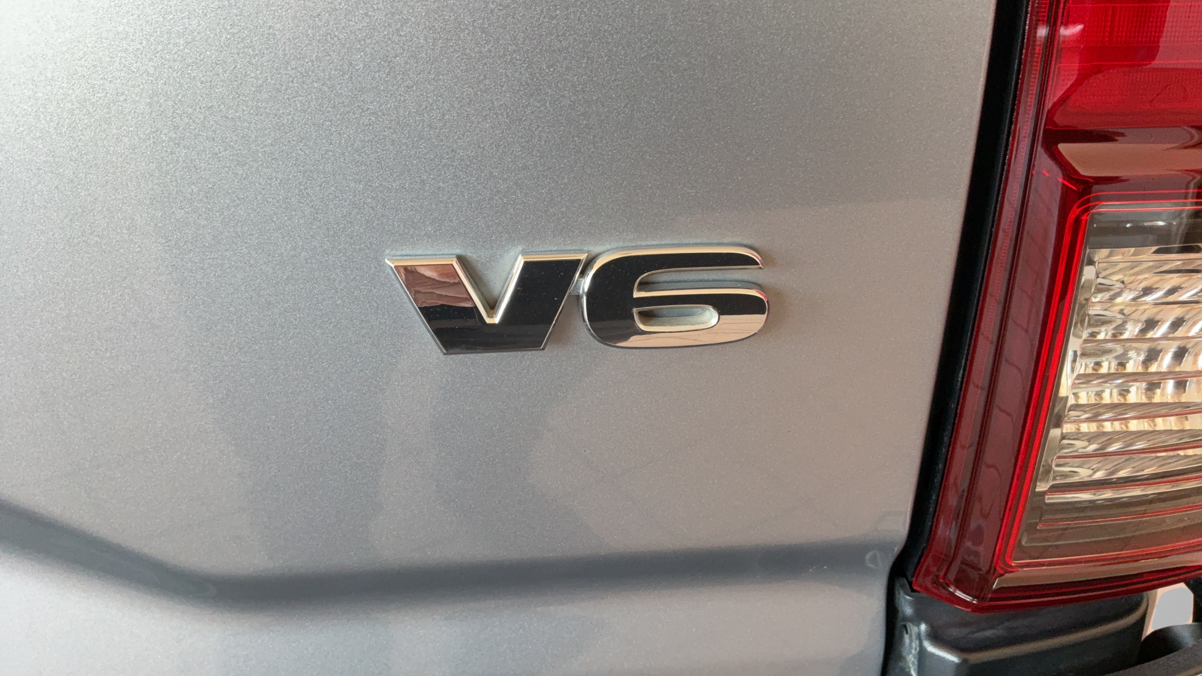 Used 2020 Toyota Tacoma SR5 RWD image 24