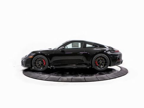 New 2026 Porsche 911 Carrera GTS image 2