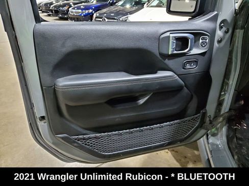 Used 2021 Jeep Wrangler Unlimited Rubicon w/ Cold Weather Group AWD/4WD image 8