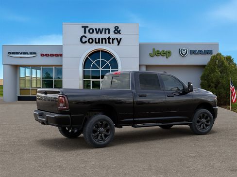 New 2026 RAM 2500 Tradesman AWD/4WD image 30