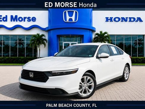 Used 2025 Honda Accord LX image 1
