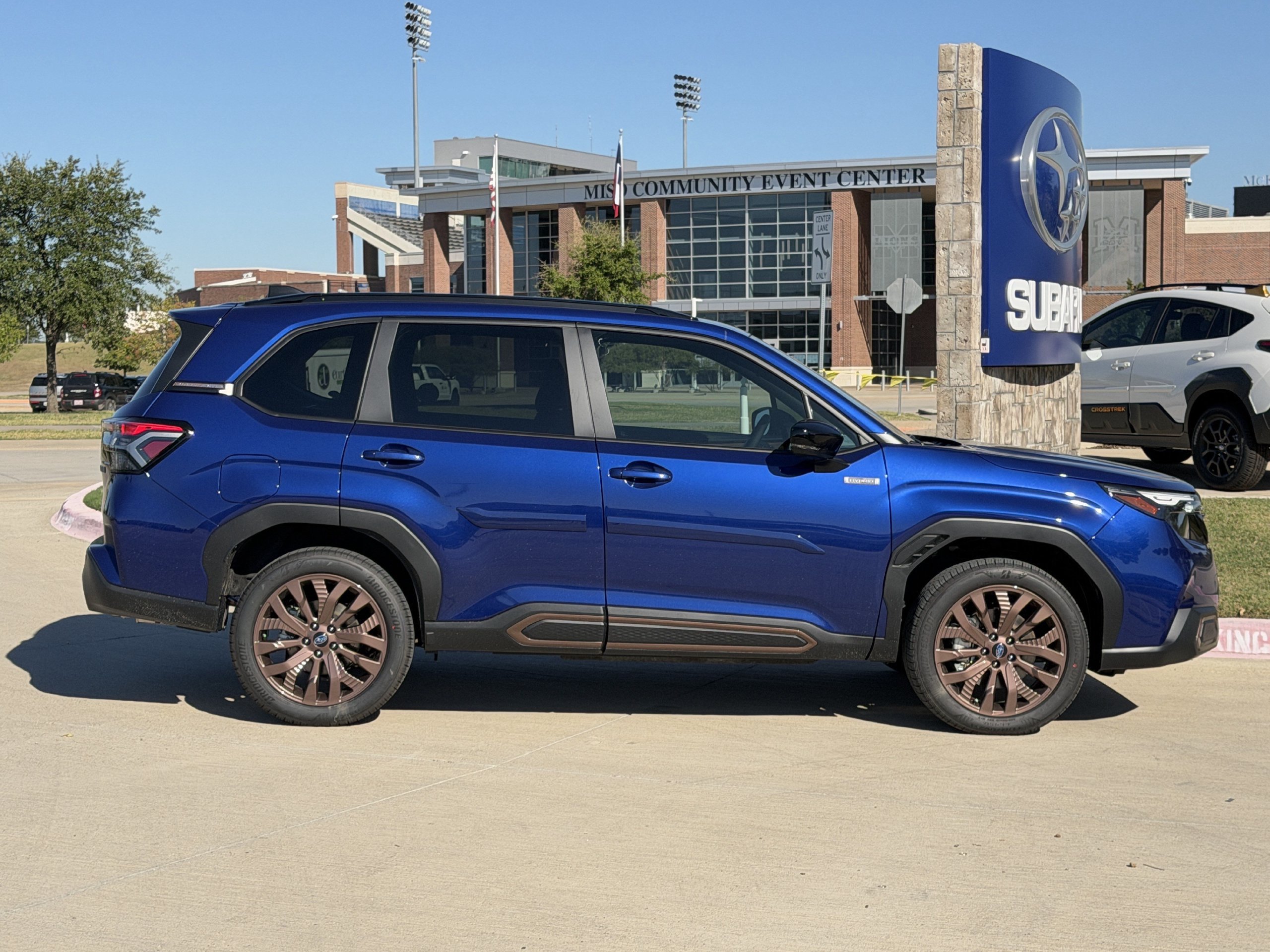 New 2026 Subaru Forester Touring AWD/4WD image 3