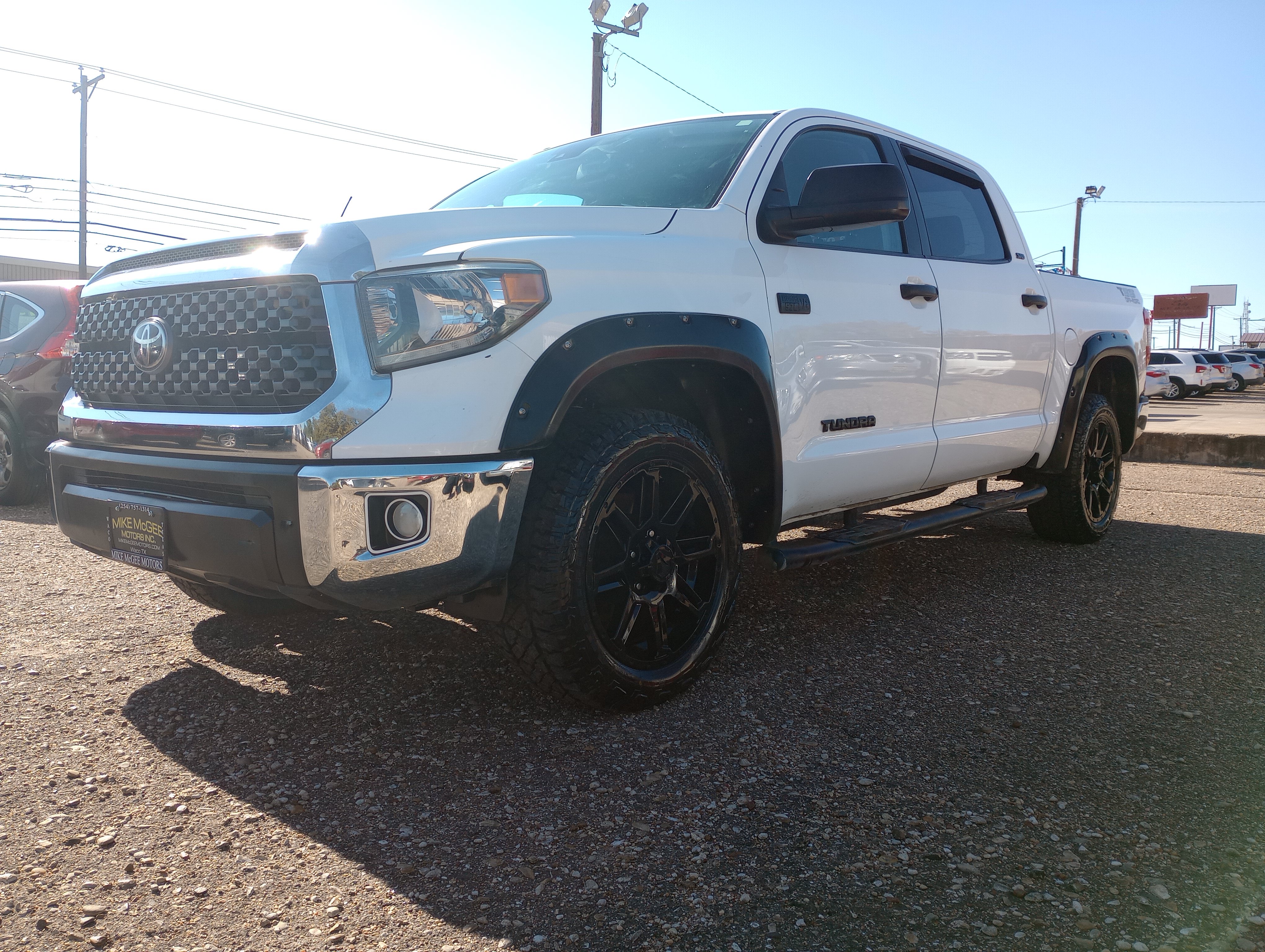 Used 2019 Toyota Tundra SR5 w/ SR5 Upgrade Package RWD image 3