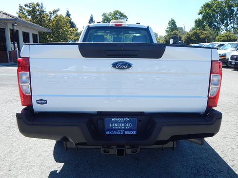 Used 2021 Ford F250 XL w/ Power Equipment Group RWD image 7
