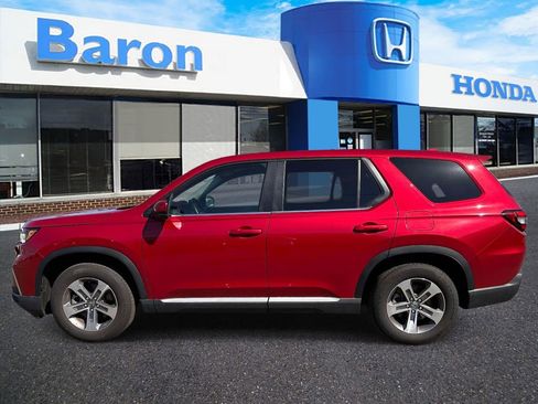 Used 2025 Honda Pilot EX-L image 3