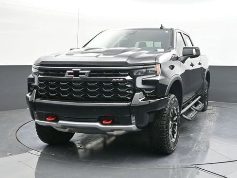 New 2026 Chevrolet Silverado 1500 ZR2 w/ LPO, Utility Wall Package image 2