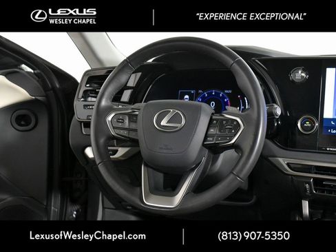 Used 2024 Lexus RX 350 FWD w/ Technology Package image 27