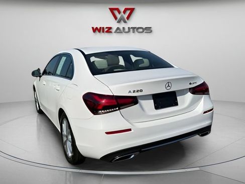 Used 2022 Mercedes-Benz A 220 4MATIC image 3