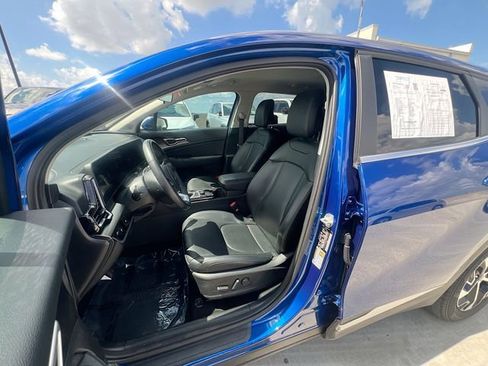 Used 2023 Kia Sportage EX FWD image 14