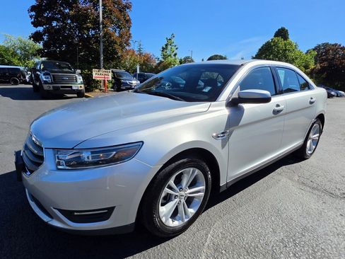Used 2018 Ford Taurus SEL w/ Equipment Group 201A AWD/4WD image 1