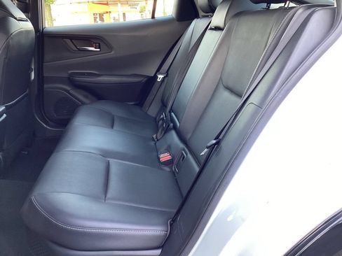 Used 2024 Toyota Prius XLE AWD/4WD image 12
