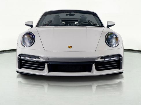 Used 2022 Porsche 911 Turbo image 22