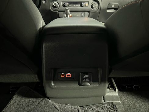 Certified 2023 Nissan Frontier PRO-4X w/ Pro Convenience Package AWD/4WD image 11