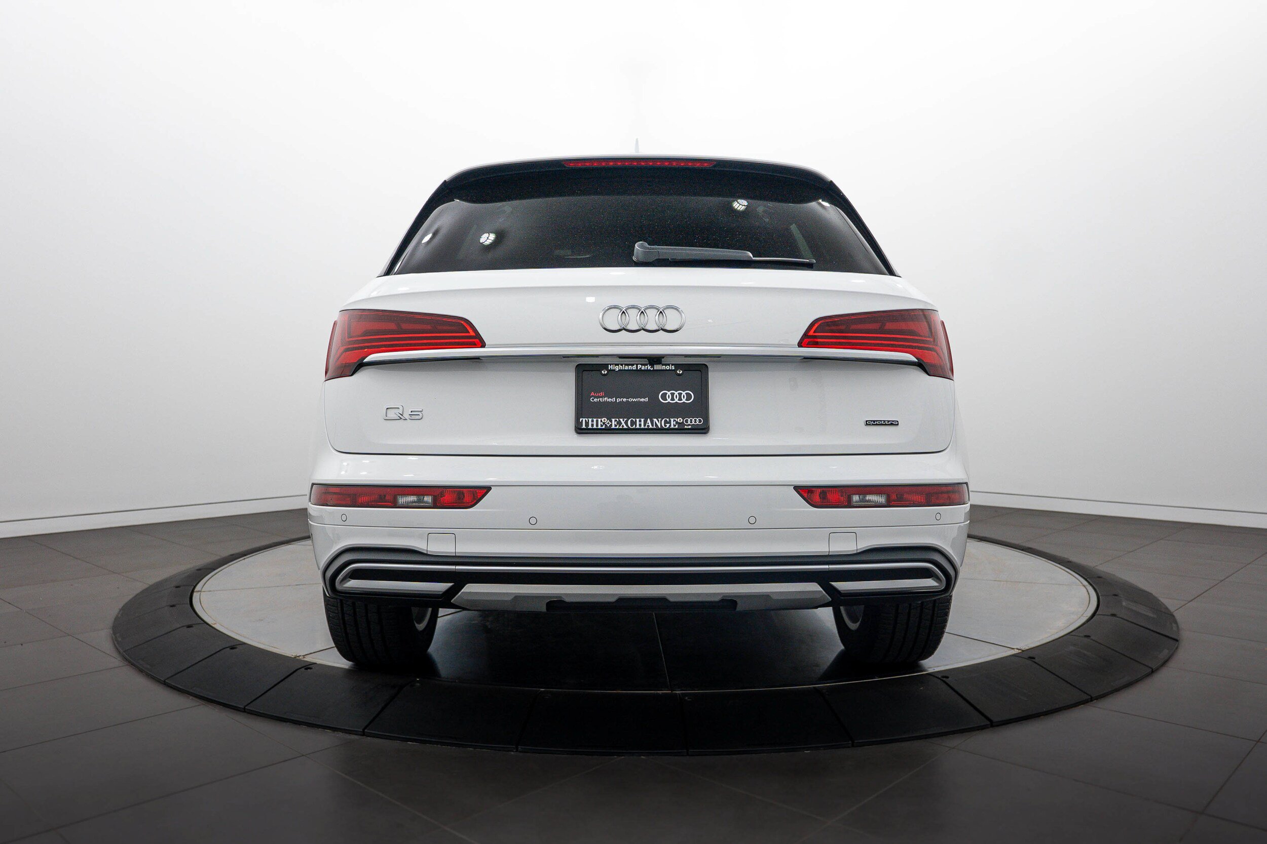 Certified 2024 Audi Q5 2.0T Premium w/ Convenience Package AWD/4WD image 21
