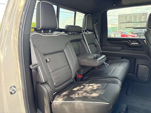 New 2026 GMC Sierra 2500 AT4X w/ LPO, Black Badging Package AWD/4WD image 51