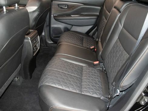 Used 2023 Nissan Murano Platinum AWD/4WD image 17