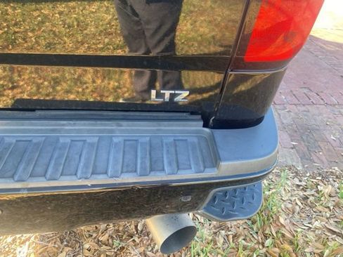 Used 2019 Chevrolet Silverado 2500 LTZ w/ Duramax Plus Package image 6