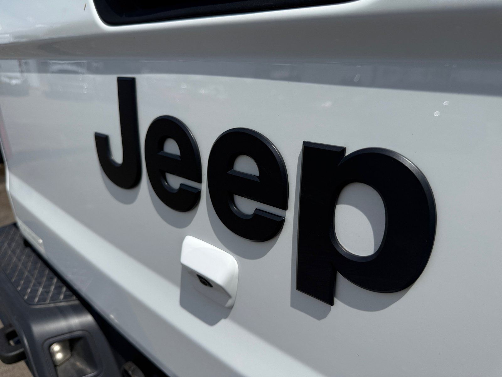Used 2025 Jeep Gladiator Sport AWD/4WD image 30