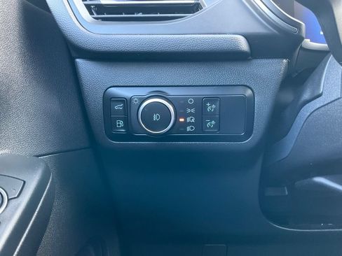 Used 2024 Ford Escape SE FWD image 38