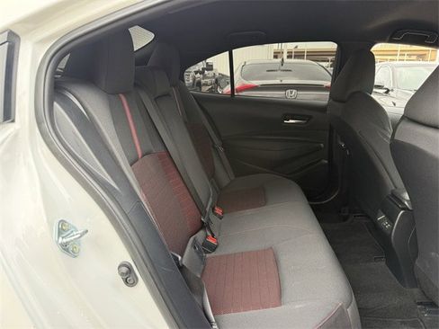 Used 2025 Toyota Corolla SE image 31