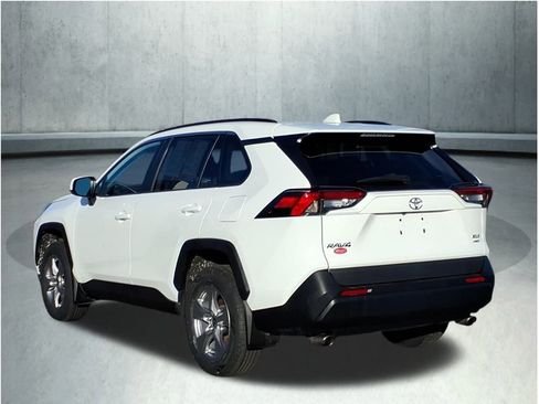 Certified 2023 Toyota RAV4 XLE w/ Convenience Package image 15